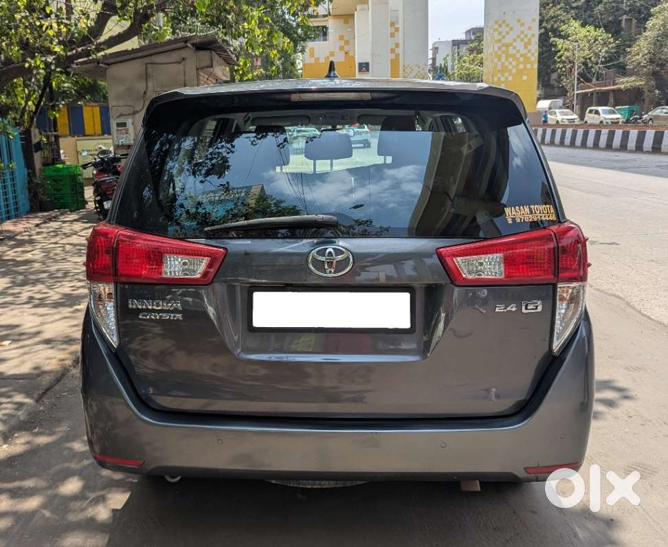 Toyota Innova Crysta 2.4 G Mt 8s, 2022, Diesel