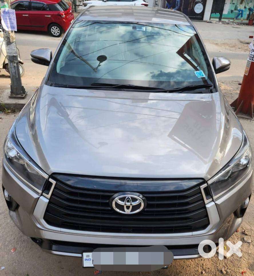 Toyota Innova Crysta
