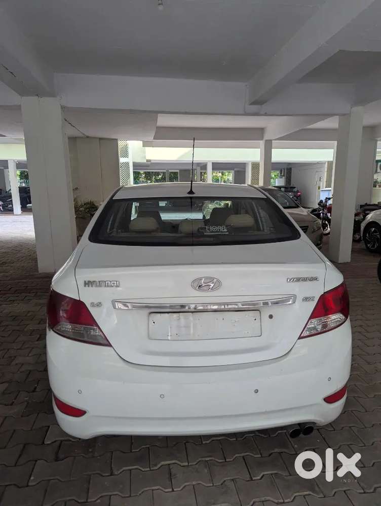 Hyundai Verna Fluidic Sx 1.6 2012 Year