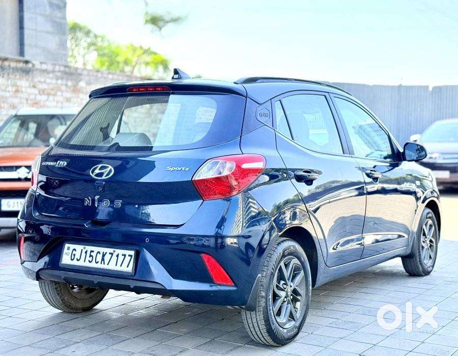 Hyundai Grand I10 Nios Sportz 1.2 At, 2020, Petrol