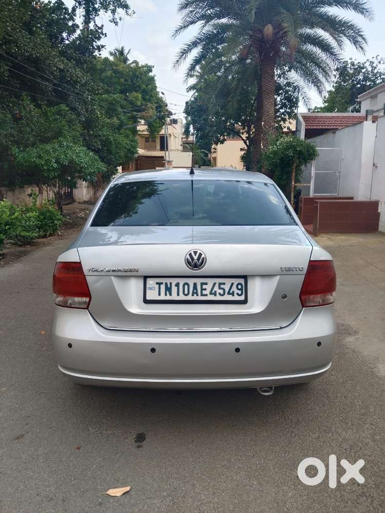 Volkswagen Vento Petrol Highline, 2011, Petrol