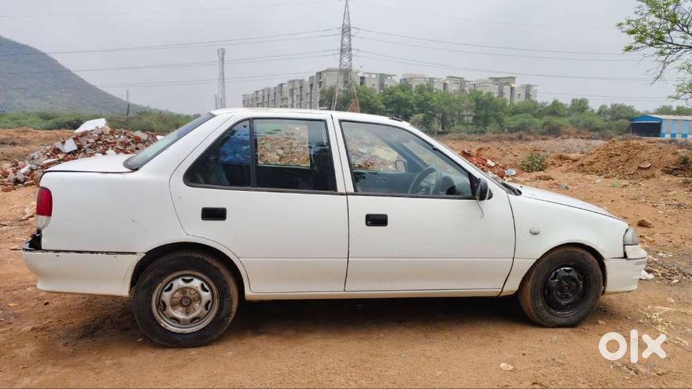 Maruti Esteem