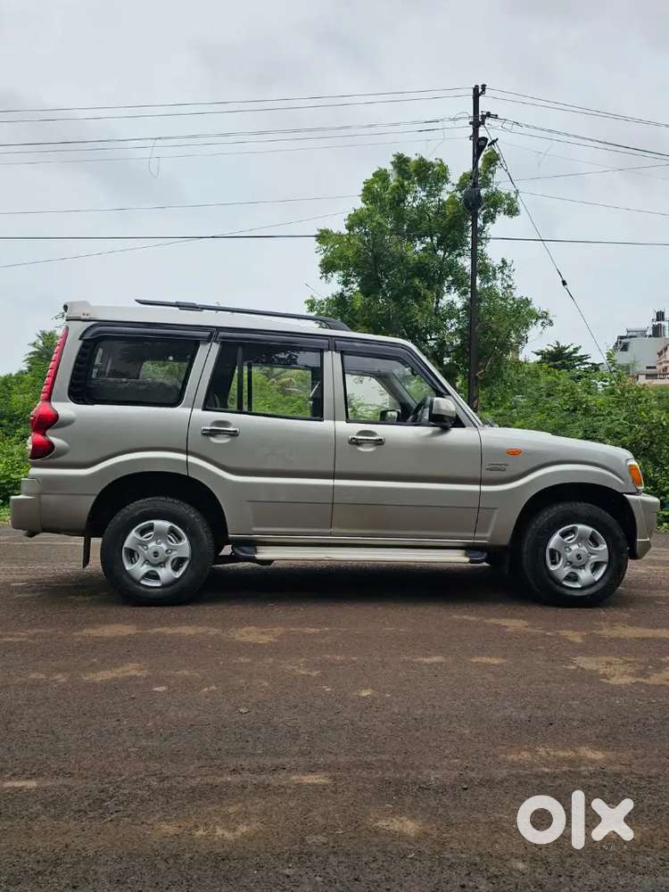 Mahindra Scorpio 2013 Diesel Well Maintained