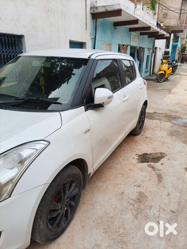 Maruti Suzuki Swift 2012 Diesel 80000 Km Driven