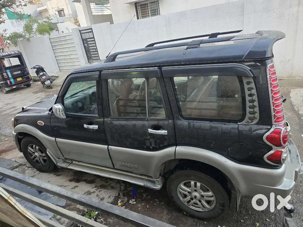 Mahindra Scorpio 2013