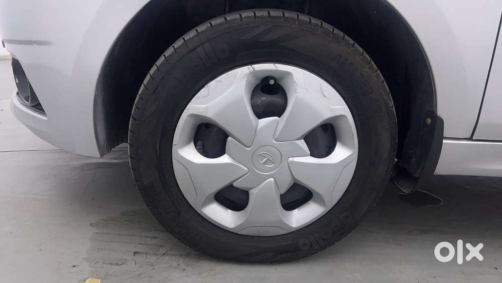 Tata Tiago 1.2 Revotron Xt, 2018, Petrol