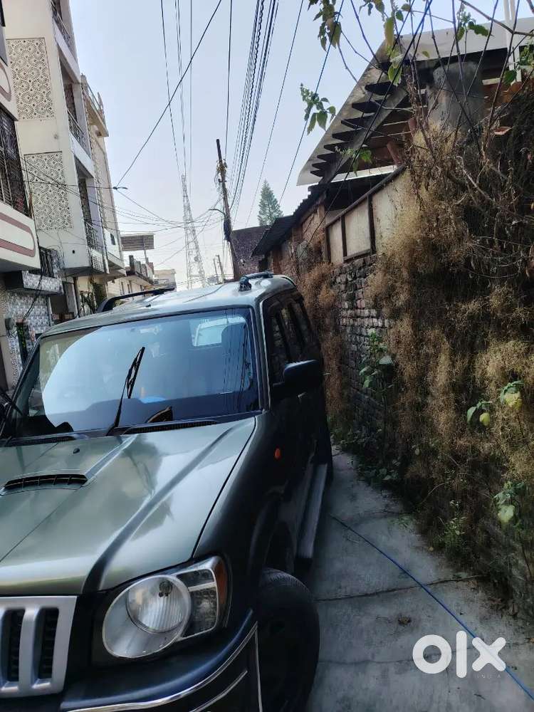 Mahindra Scorpio Classic 2012 Diesel 150000 Km Driven