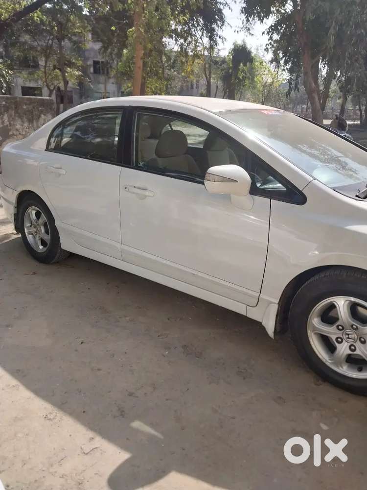 Honda Civic 2011 Cng & Hybrids Well Maintained