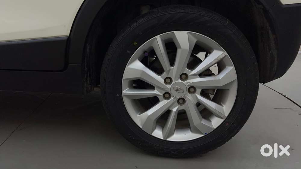 Mahindra Xuv300 W8 Amt Optional Diesel, 2021, Petrol