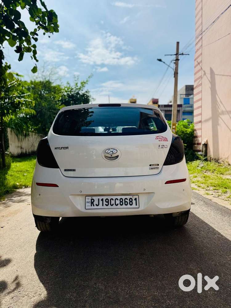 Hyundai I20 2015-2017 Sportz Option 1.4 Crdi, 2012, Diesel