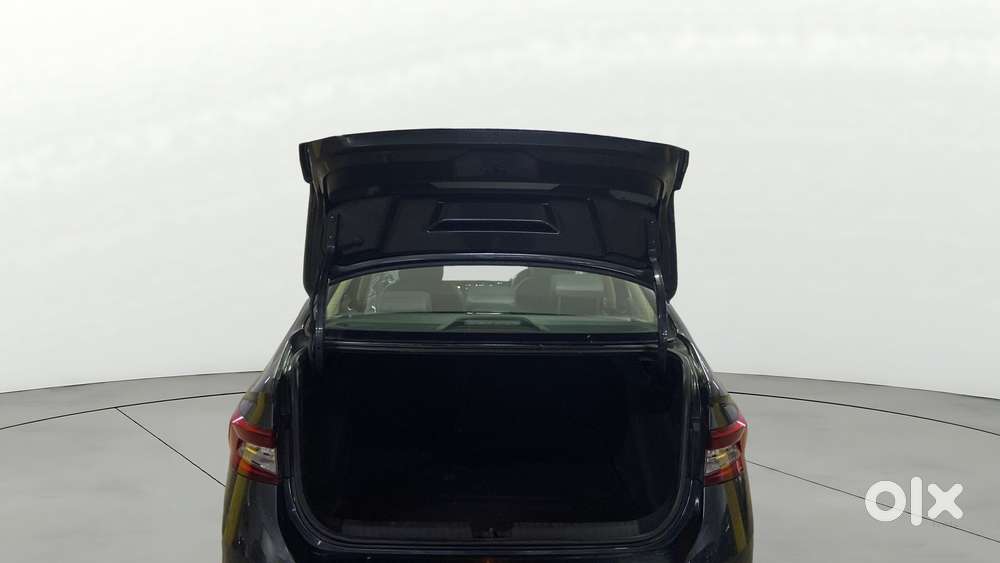 Skoda Slavia 1.5 Tsi Style Dsg, 2022, Petrol