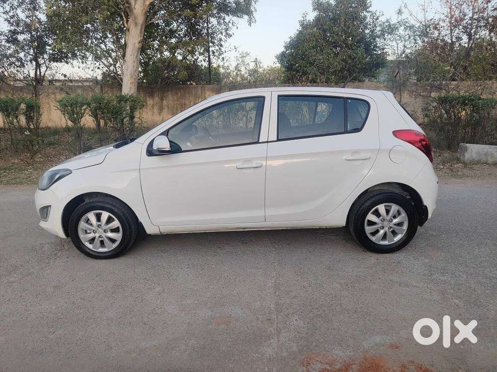Hyundai I20 Sportz 1.2 Bs-iv, 2014, Petrol