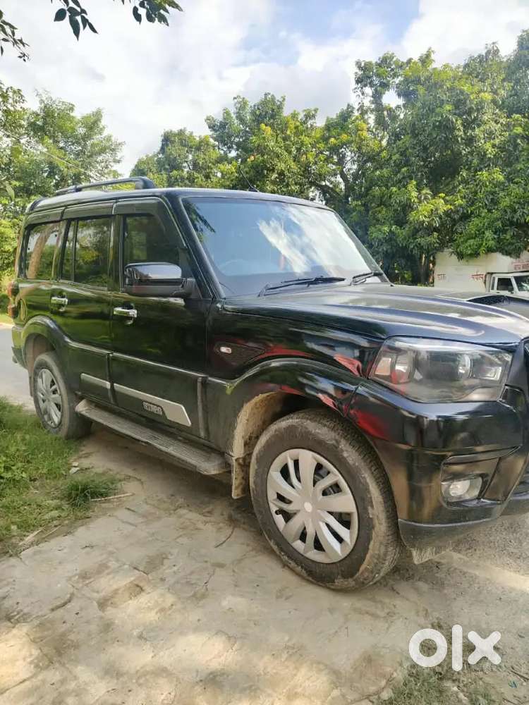 Mahindra Scorpio Classic 2023