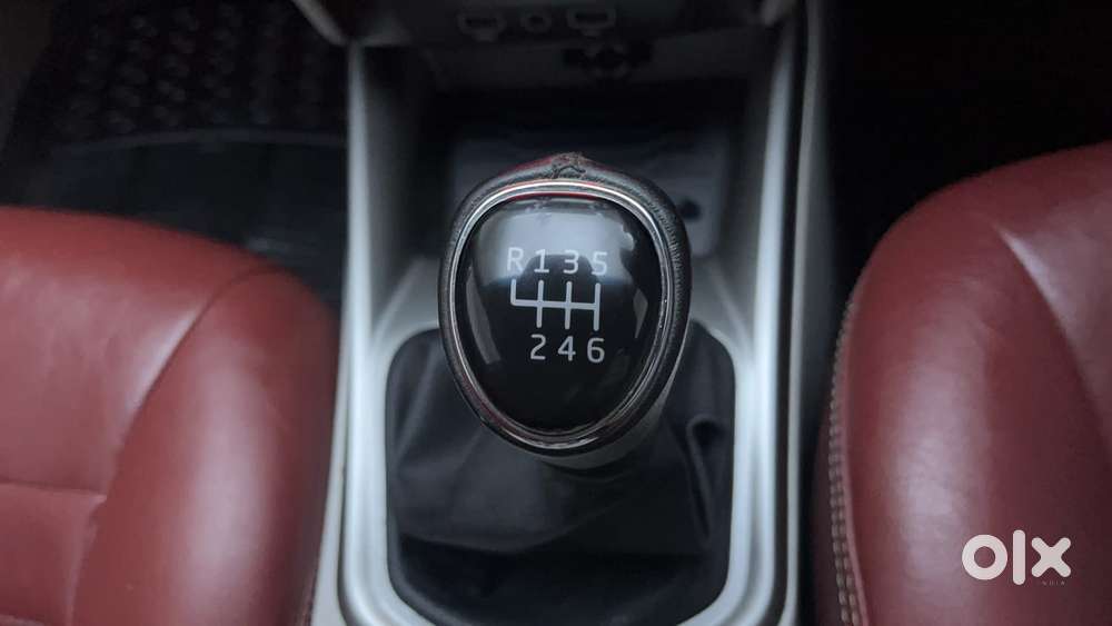 Mahindra Xuv300 W8 Option Diesel, 2022, Diesel