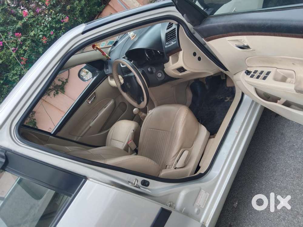 Maruti Suzuki Swift Dzire 1.2 Vxi Bsiv, 2017, Petrol