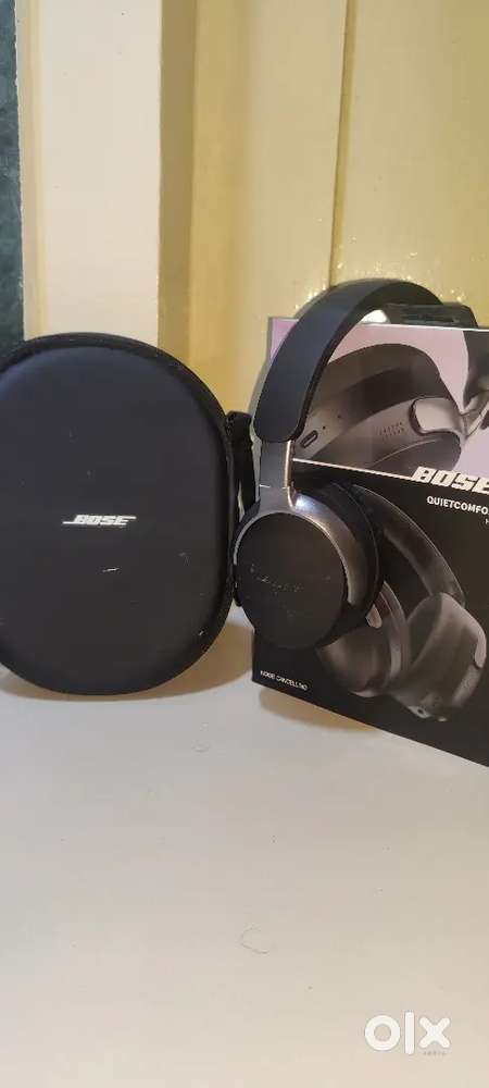 Bose-Style Wireless Headphones