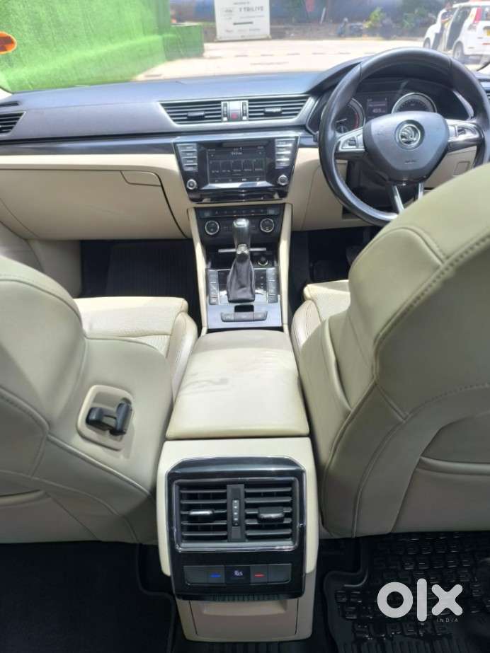 Skoda Superb 2.0 Tsi At L&k, 2016, Petrol