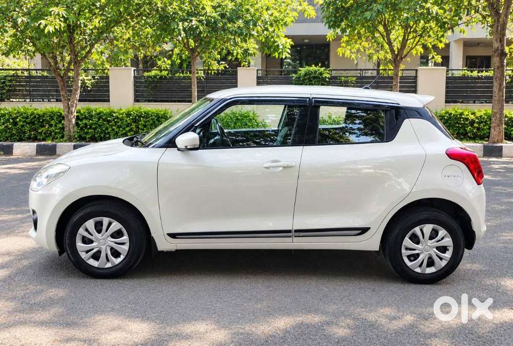 Maruti Suzuki Swift Vxi 1.2 Abs Bs-iv, 2020, Petrol
