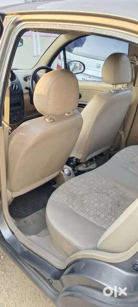 Chevrolet Spark 2011 Petrol Well Maintained
