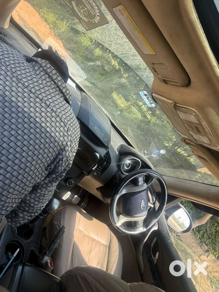 Mahindra Xuv500 2.2 Diesel 2016