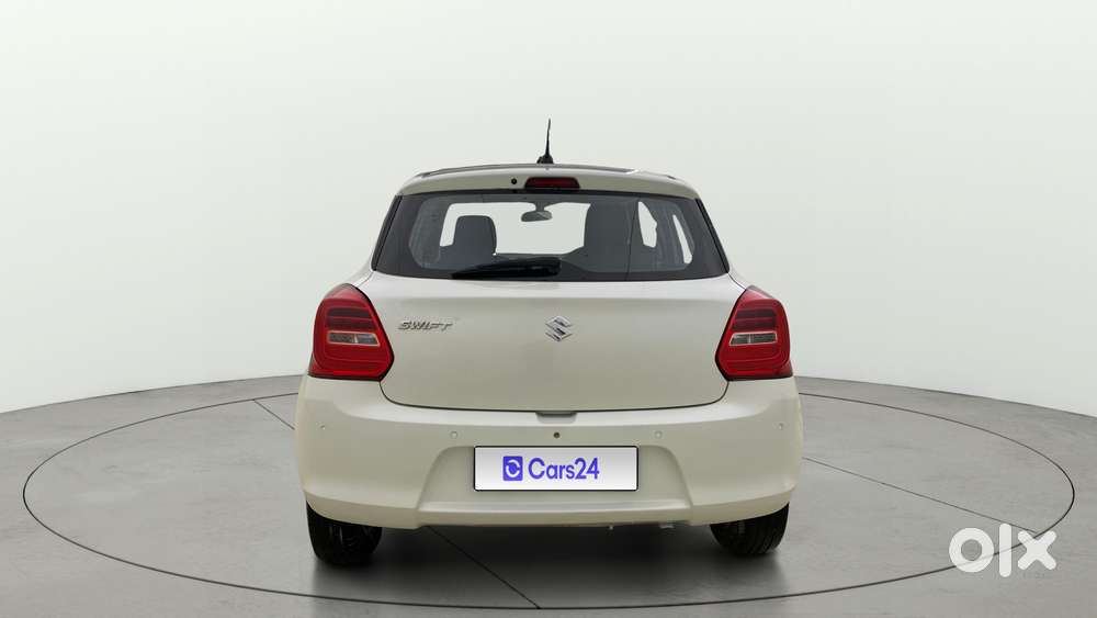 Maruti Suzuki Swift Amt Zxi, 2022, Petrol