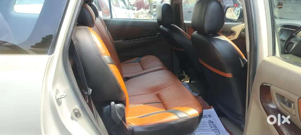 Toyota Innova 2015 Diesel 156000 Km Driven