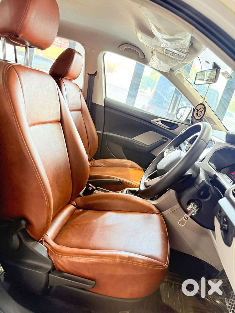 Volkswagen Taigun 1.0 Tsi Highline At, 2022, Petrol