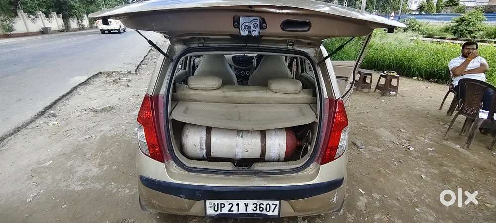 Well Maintained Car, All Four Tyres Are New, Cng Kit Installed.