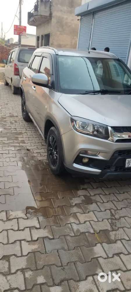 Car Mai Koi Dikkat Nhai Hai Only 4 Tyre Dalege Bs