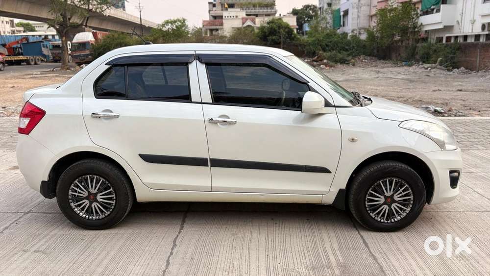 Maruti Suzuki Dzire 1.2 Vxi, 2013, Petrol