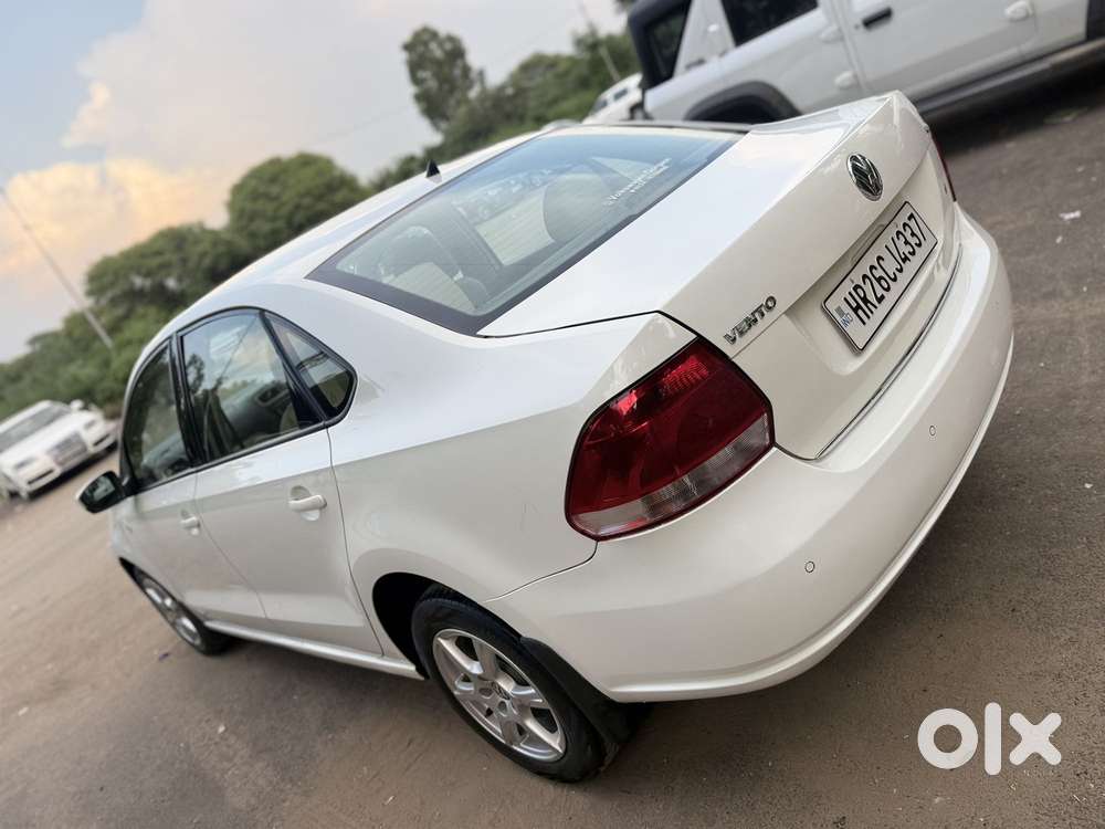 Volkswagen Vento 1.2l Tsi Highline Plus At Petrol, 2014, Petrol