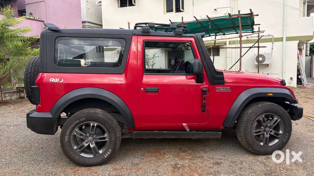 Mahindra Thar Petrol 2024