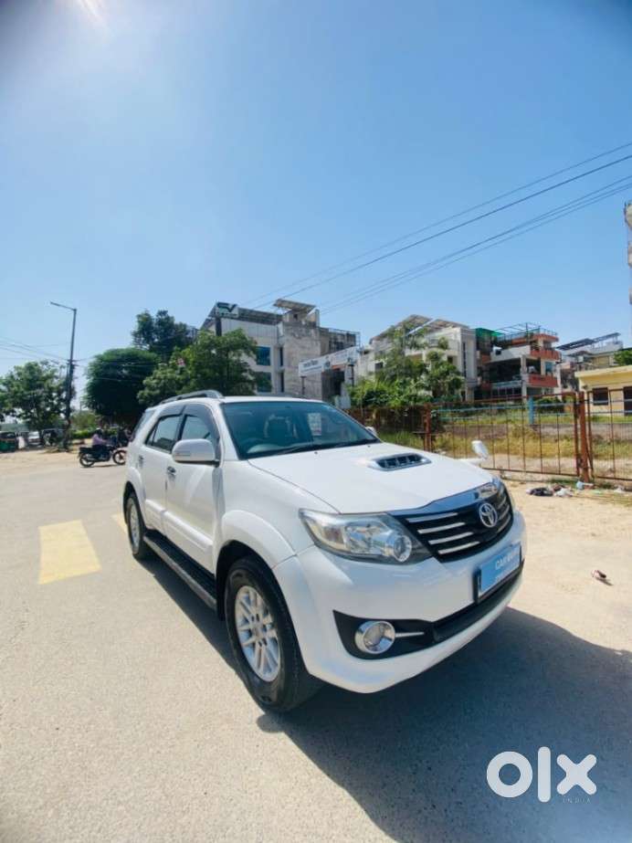 Toyota Fortuner, 2012, Diesel