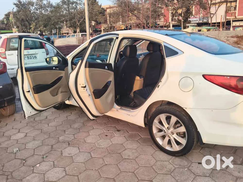 Hyundai Verna 2013 Diesel 81000 Km Driven