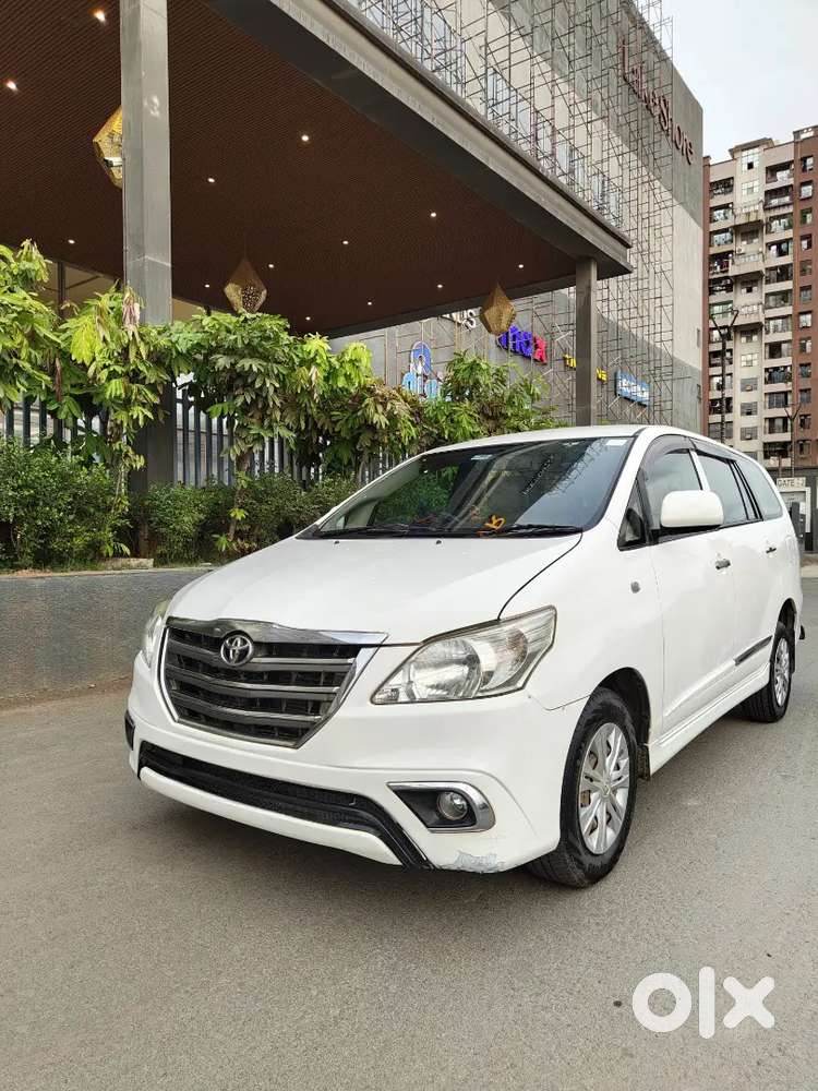 Toyota Innova 2016 Diesel Well Maintained