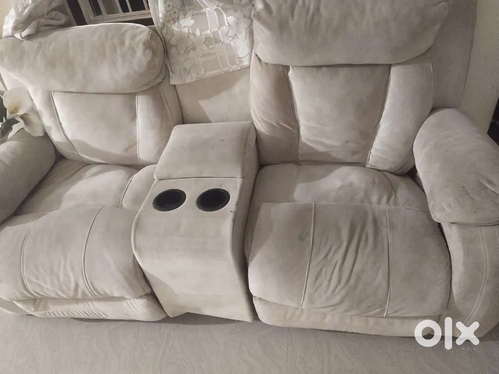 Lounger Sofa with Double Seater &ndash; Comfortable & Stylish
