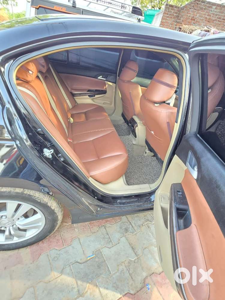 Honda Accord 2011 Petrol Well Maintained