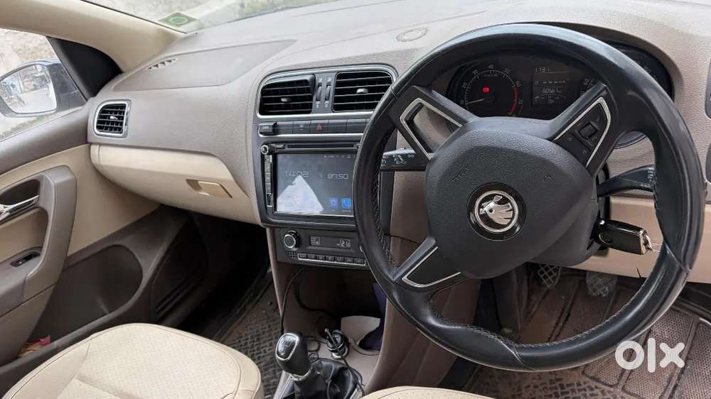 Skoda Rapid 2016 Petrol 60000 Km Driven