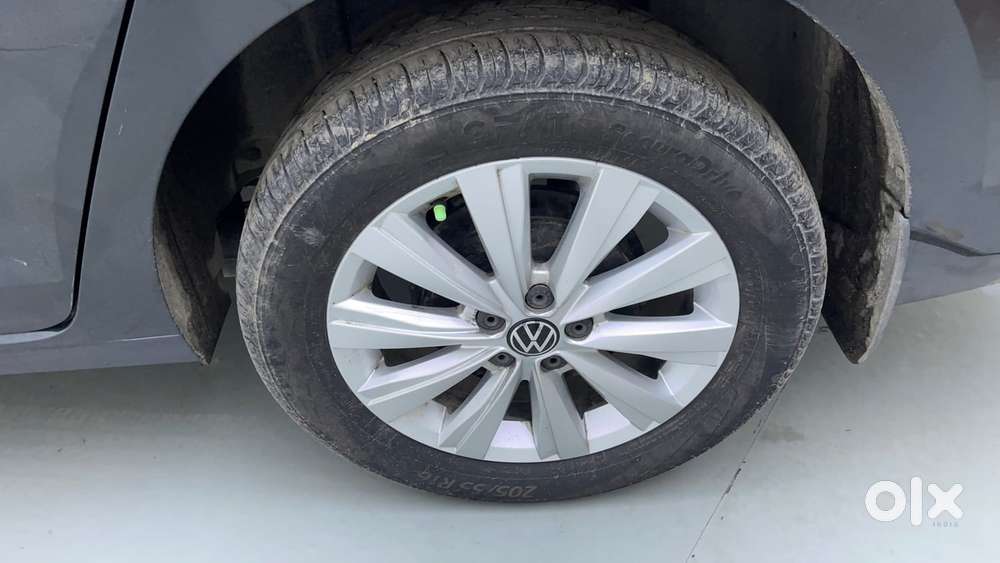 Volkswagen Virtus Highline Plus 1.0 Tsi At, 2022, Petrol