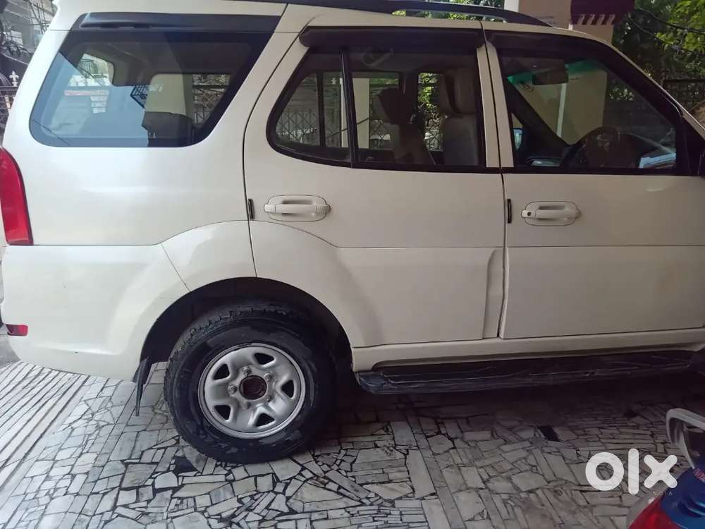 Tata Safari Storme 2014 Diesel 110000 Km Driven