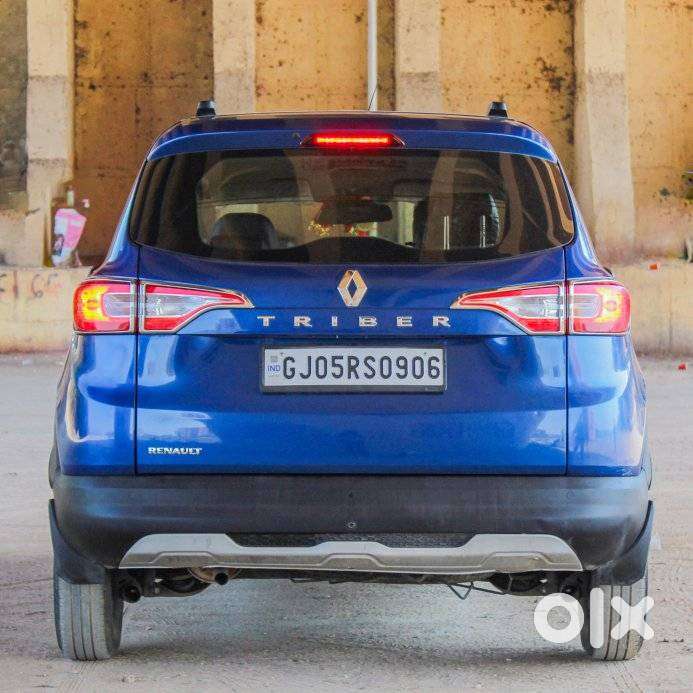 Renault Triber Rxt, 2022, Petrol