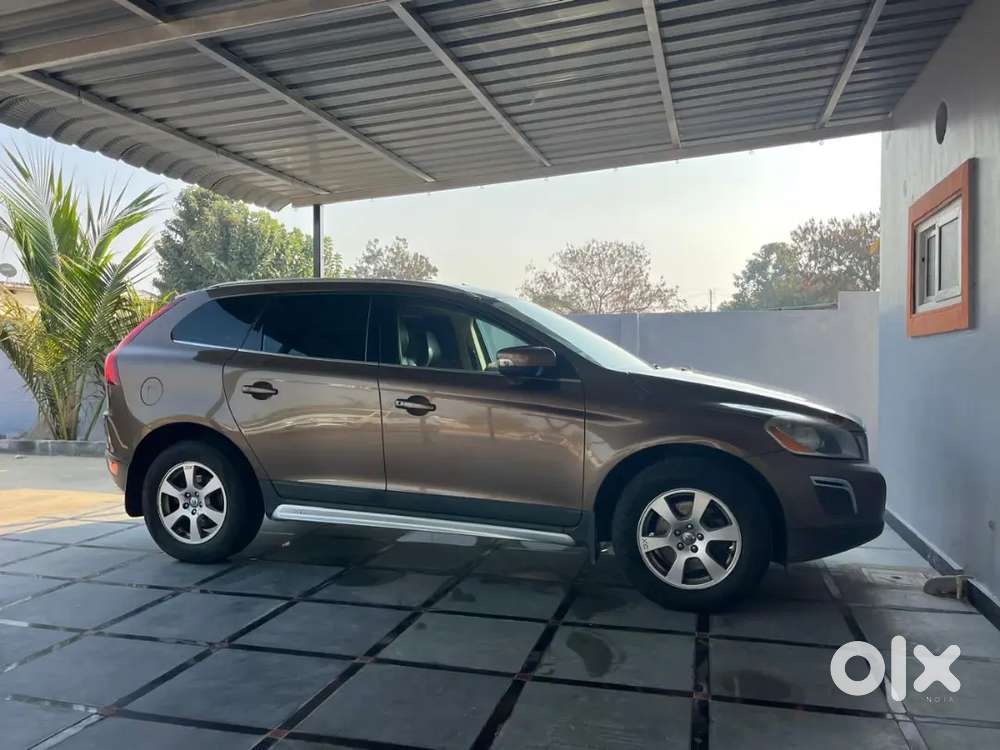 2012 Model Xc60 D4 Automatic Diesel  Reading 148000 Good Condition