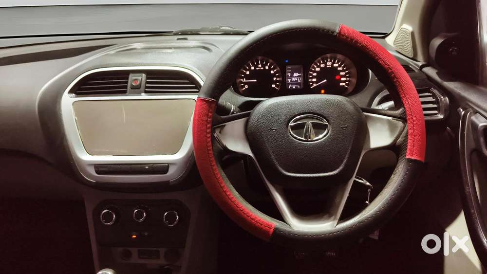Tata Tiago 1.2 Revotron Xt, 2016, Petrol