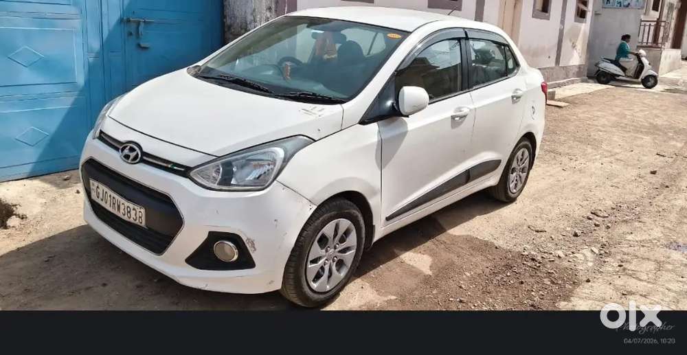 Hyundai I10 Sportz 2017 Km Driven