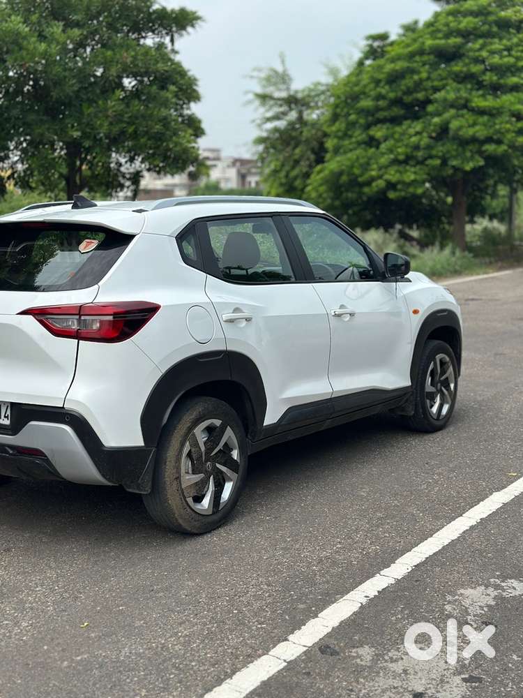 Nissan Magnite Petrol 2023