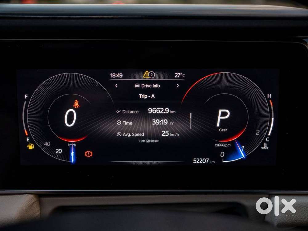 Mahindra Xuv700 2.0 Ax 5 Petrol At Str, 2024, Petrol