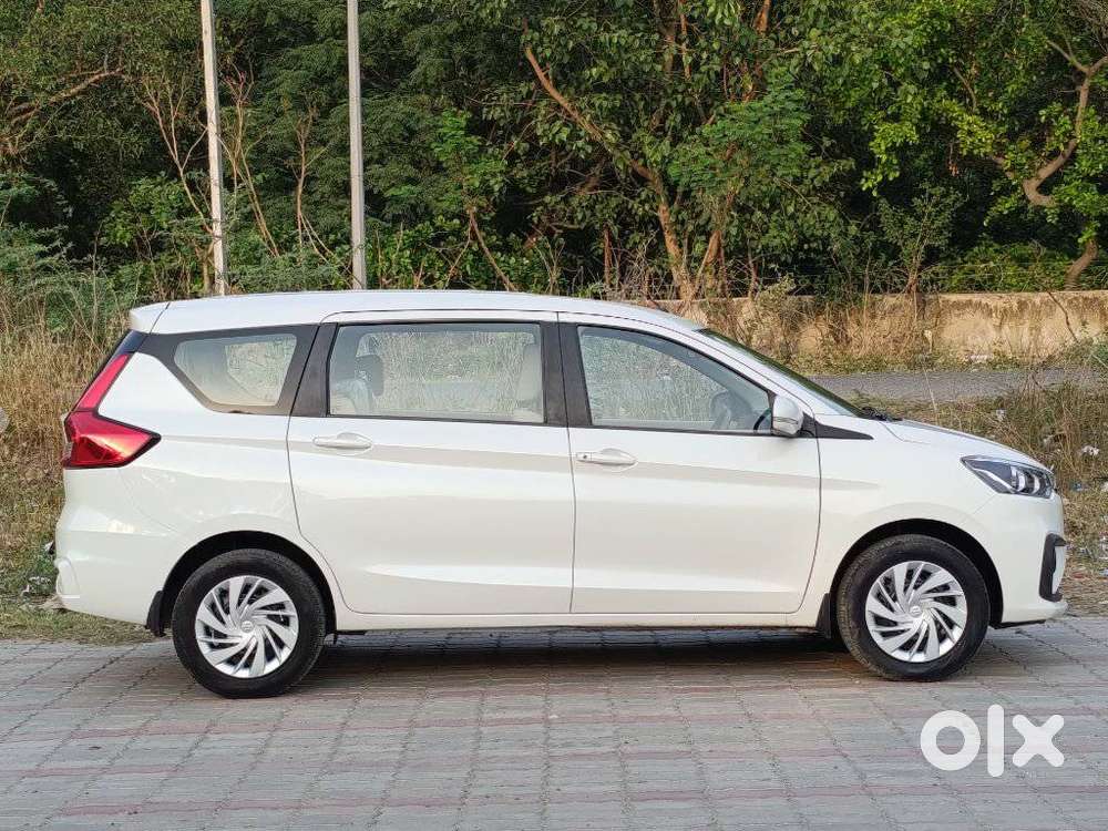 Maruti Suzuki Ertiga 1.5 Vxi, 2022, Cng & Hybrids