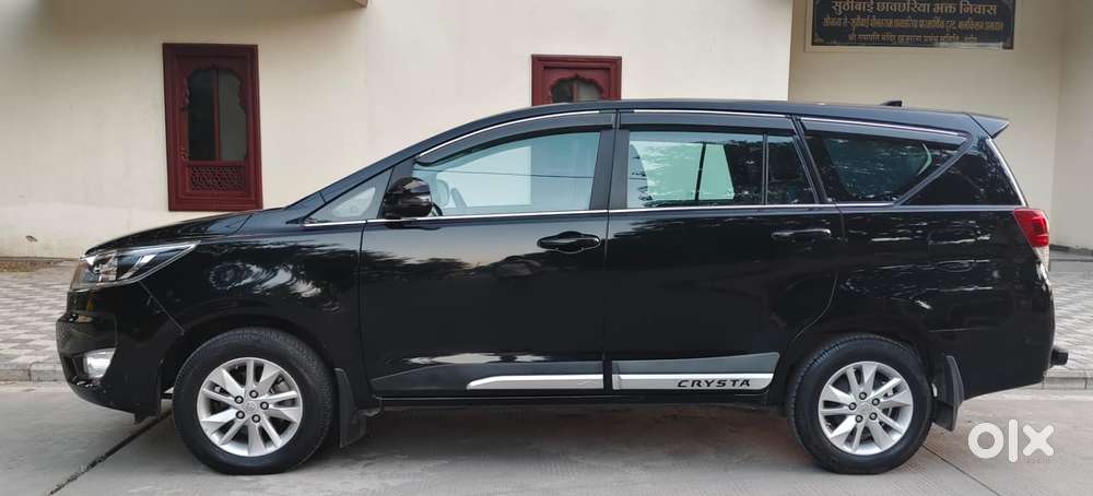 Toyota Innova Crysta 2.4 G Mt 7 Str, 2023, Diesel