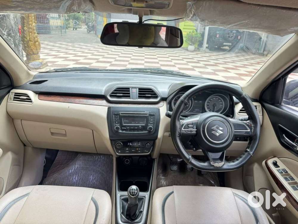 Maruti Suzuki Dzire 1.2 Zxi, 2017, Petrol