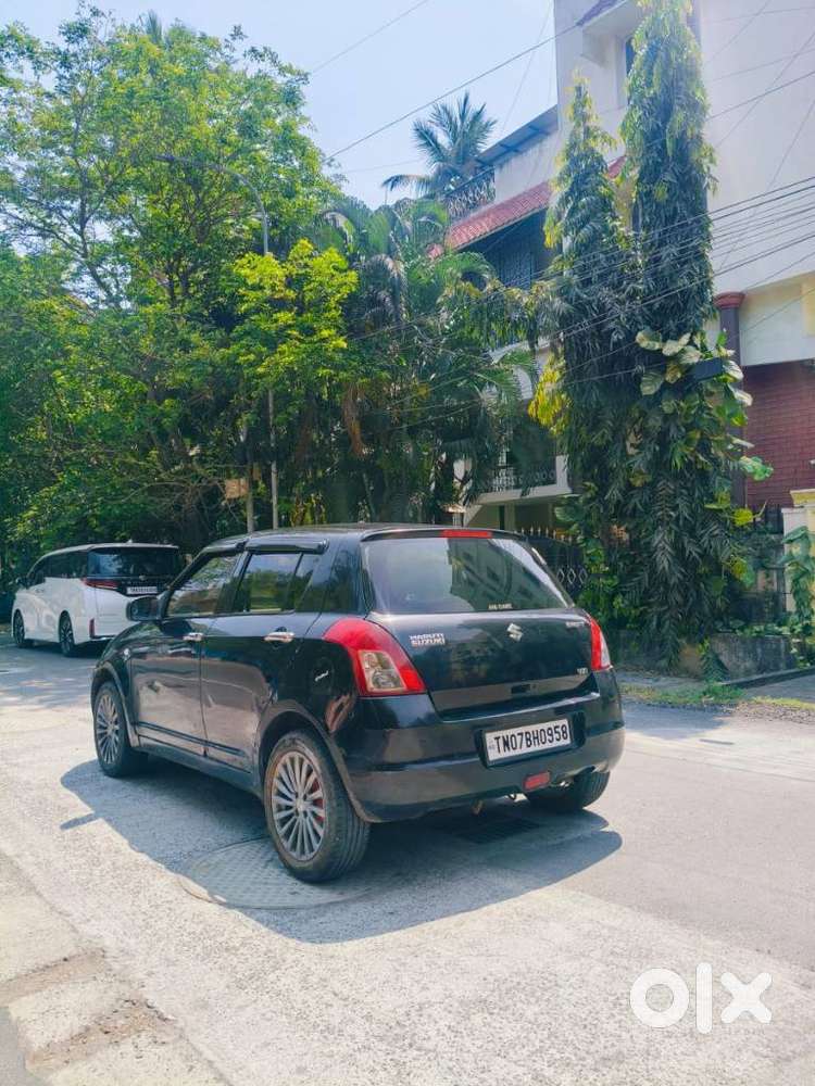 Maruti Suzuki Swift 2004-2010 Vxi Bsiv, 2010, Petrol